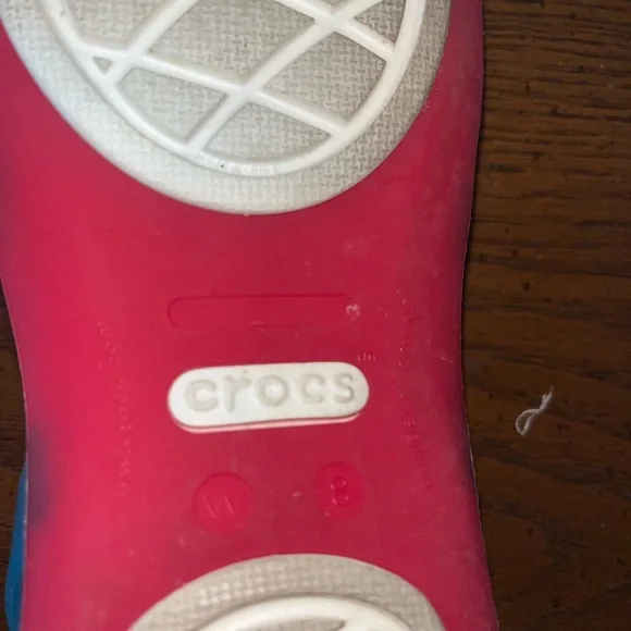 CROCS Blue and Purple Sandals Vibrant Summer Style - Picture 5 of 5